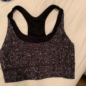 Lululemon sports bra